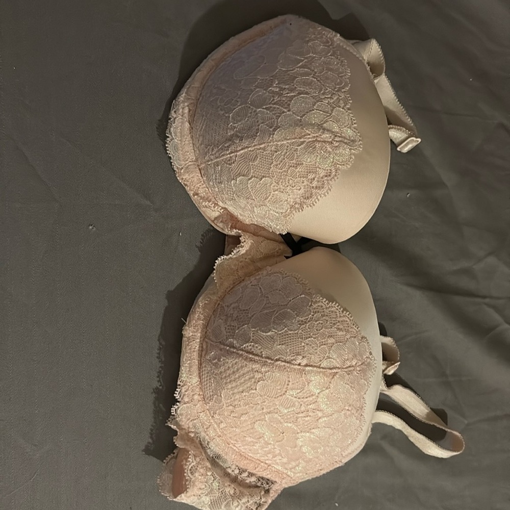 Brand new without tags, Victoria’s Secret dream, angel Demi line